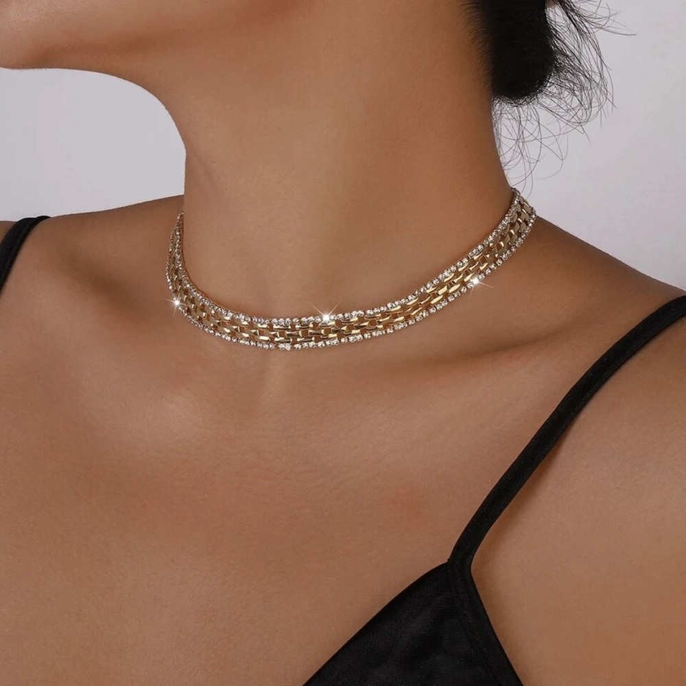 Unique Geometric Rhinestones Square Chain. - Picture 3 of 6